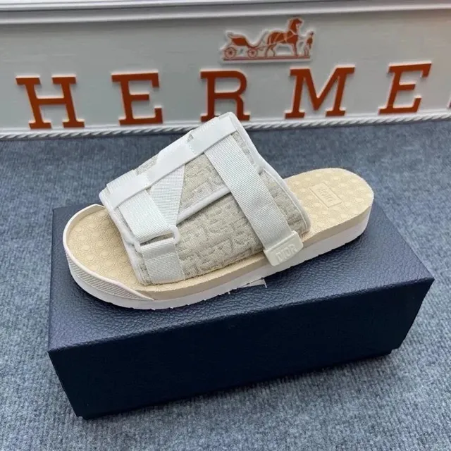 Dior sandals slippers