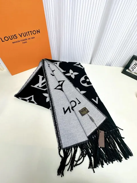 Louis Vuitton Monogram Shawl Reverse Monogram