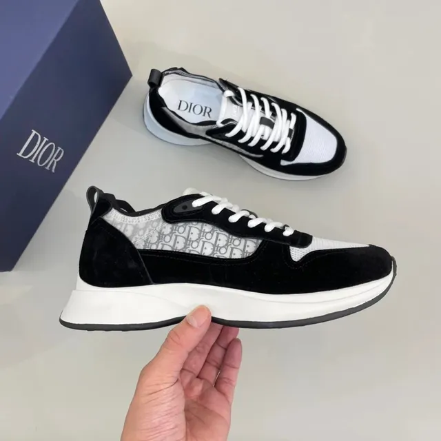 Dior B22 Sneaker Oblique Logo