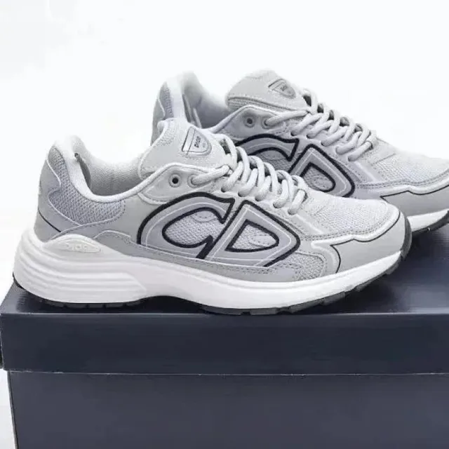 Dior sneakers