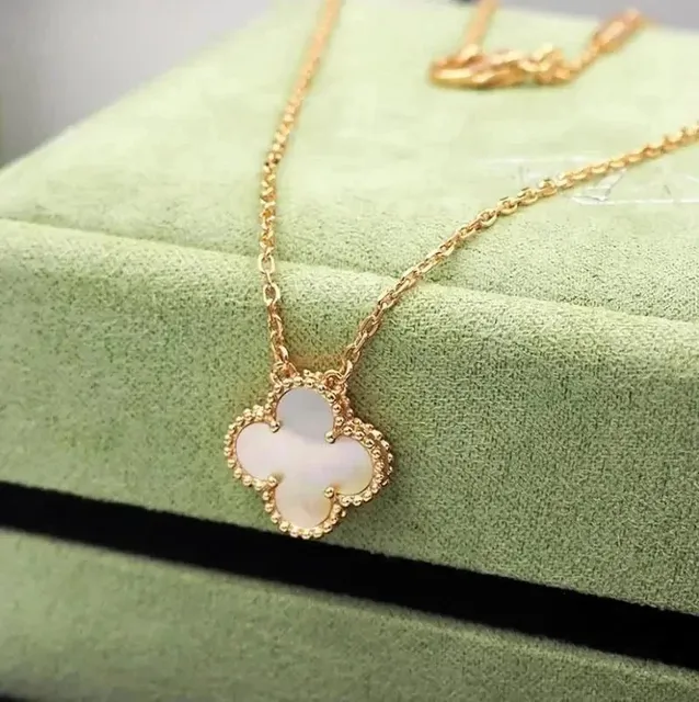 Van Cleef & Arpels jewelry