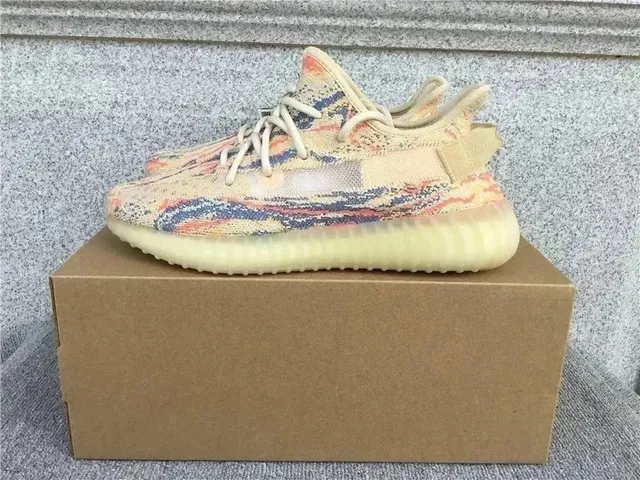Yeezy 350 V2 Zebra
