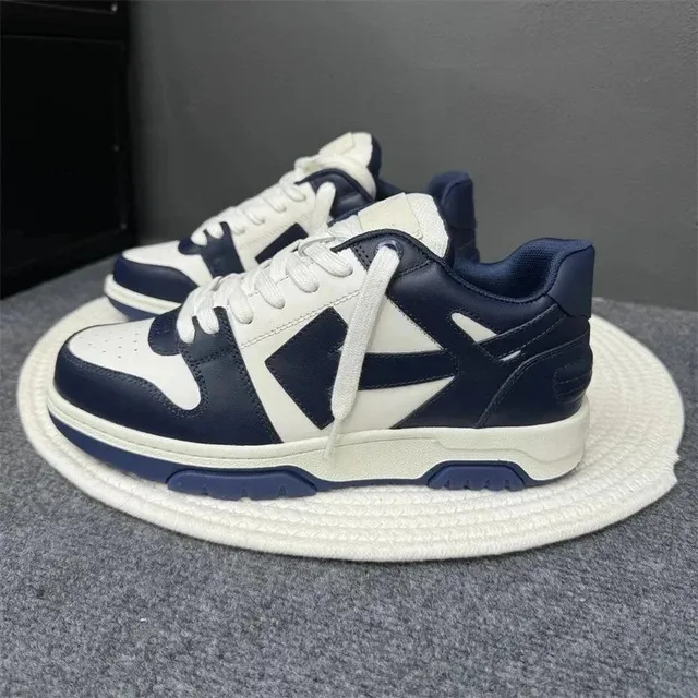 Off-White Runner Navy and White