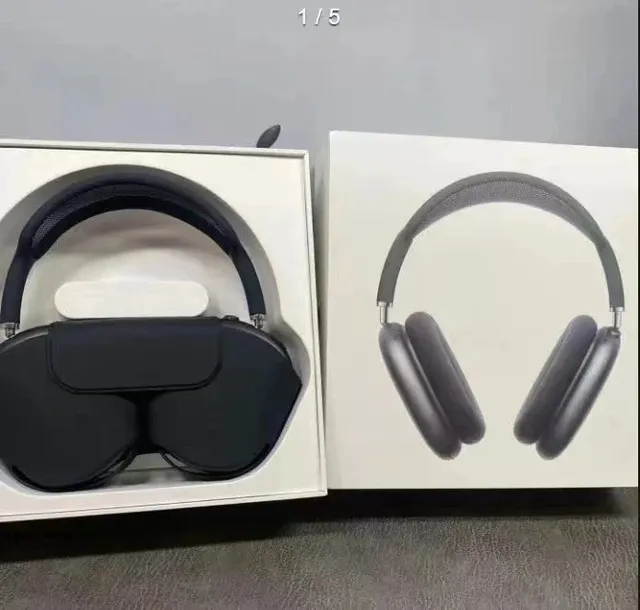 Apple AirPods Max Space Gray