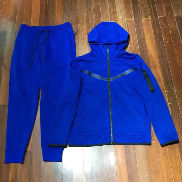衣路顺丰服饰商行
