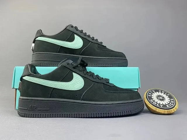 Nike Air Force 1 Low Mint Swoosh