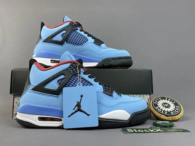 Air Jordan 4 University Blue