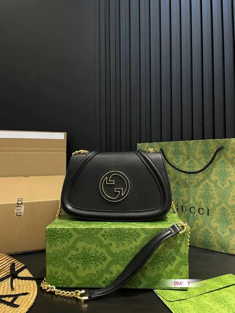 Gucci Horsebit 1955 Mini Bag Black Leather with Gold Hardware
