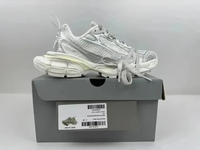 Balenciaga Triple S White Silver Grey