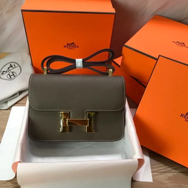 Hermès Constance