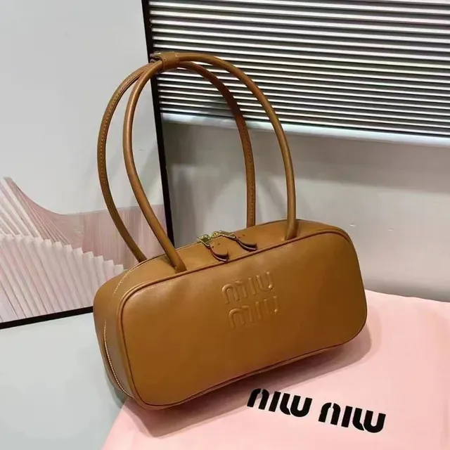 棕色