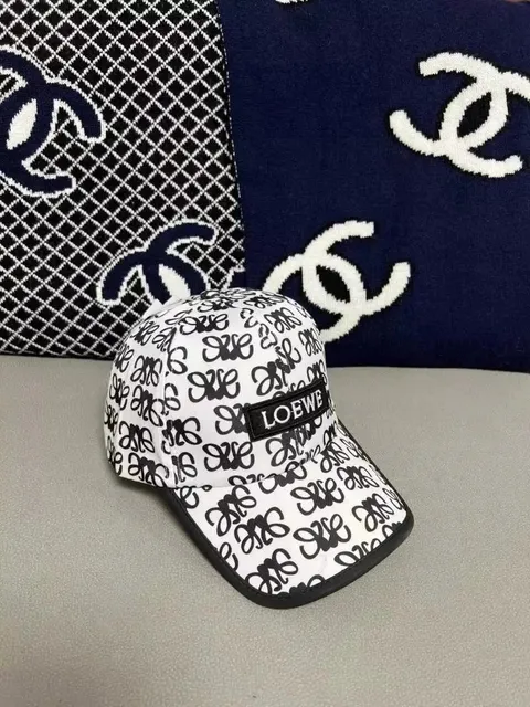 Loewe headwear