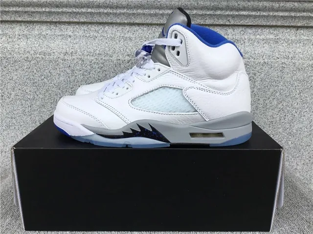 Air Jordan 5 Laney