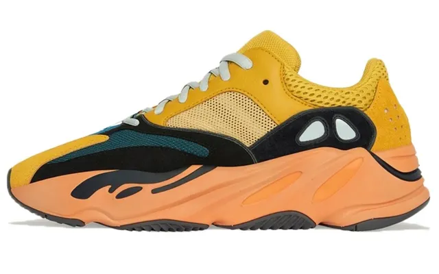 Yeezy 700 Wave Runner