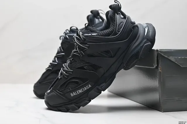 Balenciaga Triple S Triple Black