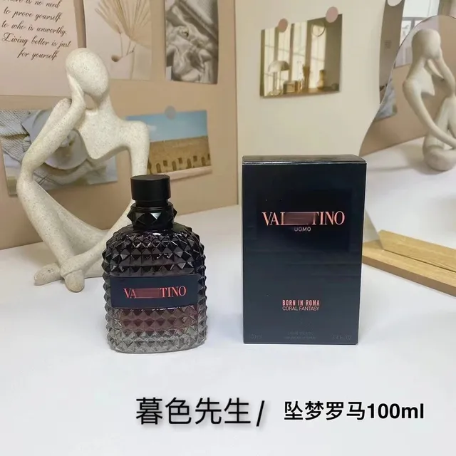 Valentino Born in Roma Coral Fantasy Eau de Toilette