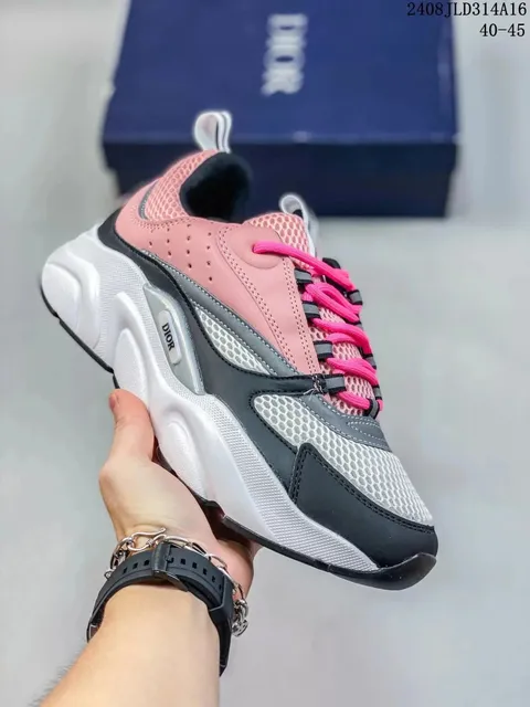 Dior B22