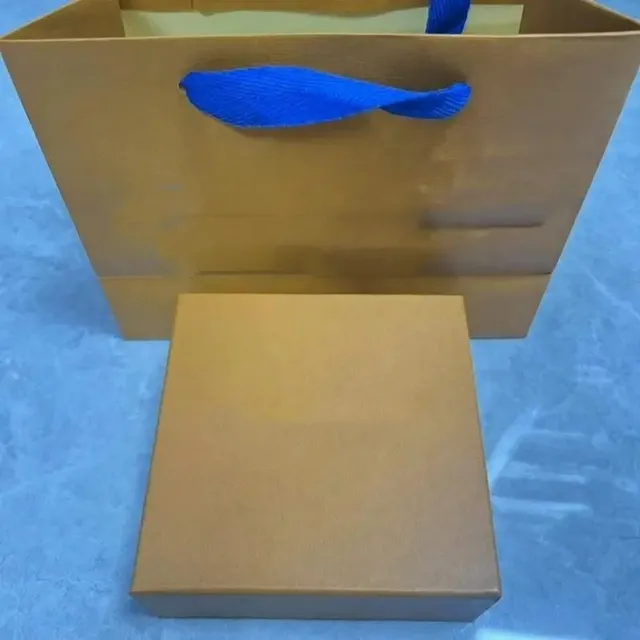 礼盒