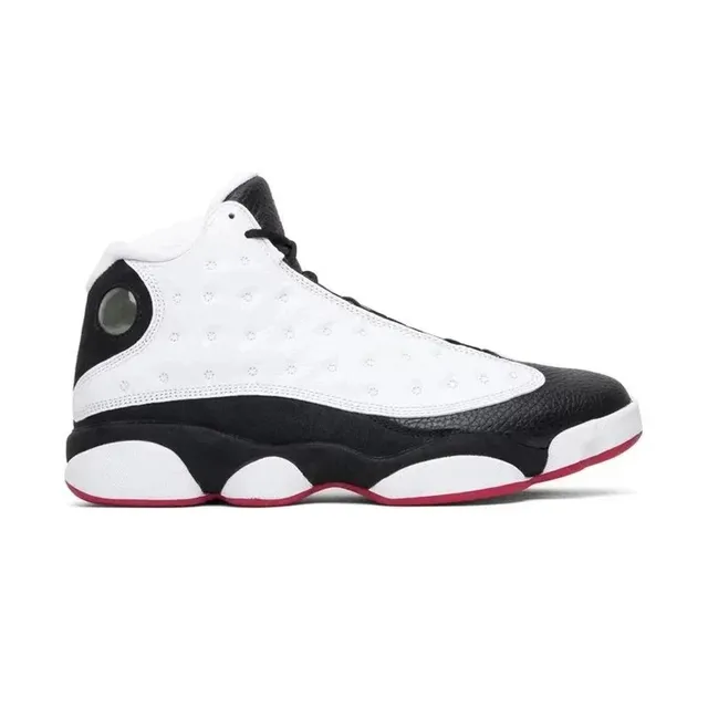 Air Jordan 13 Bred