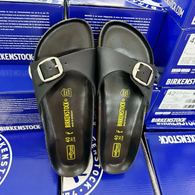 小单扣哑黑贴黑皮