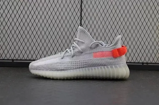 Yeezy 350 V2 Zebra