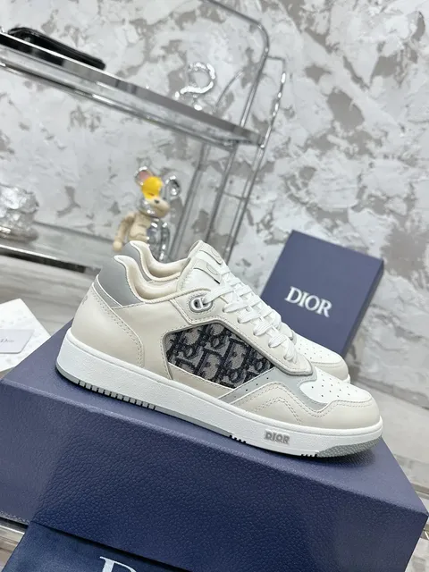 Dior sneakers