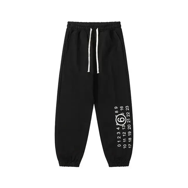 830黑色