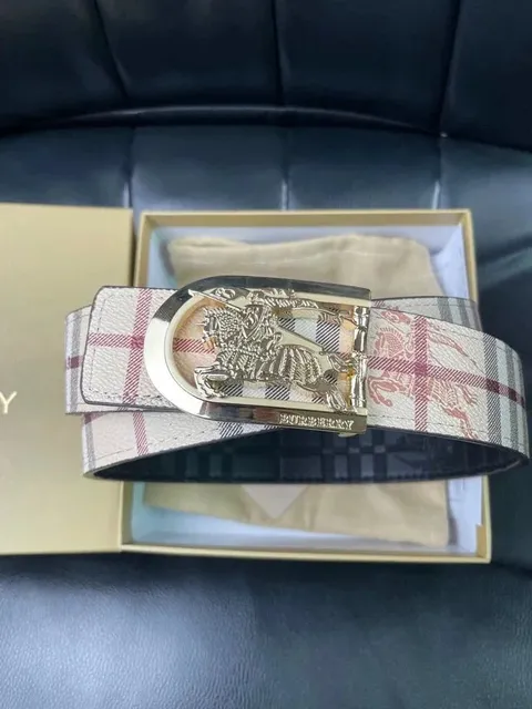 Burberry Equestrian Knight Belt Haymarket Check