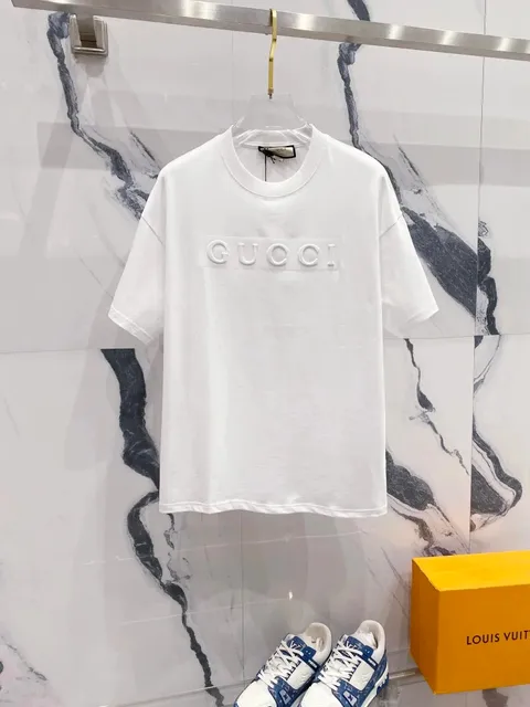 Gucci Logo T-Shirt