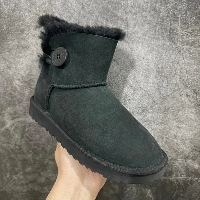 UGG 经典木扣(原厂扣子)黑色 1016422-BLK