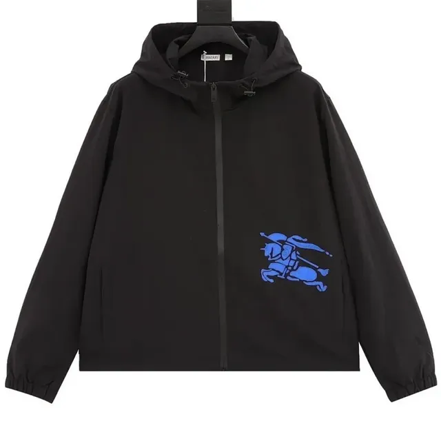 Burberry Hooded Zip Jacket Equestrian Knight Logo