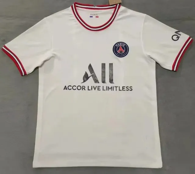 2122 White Paris