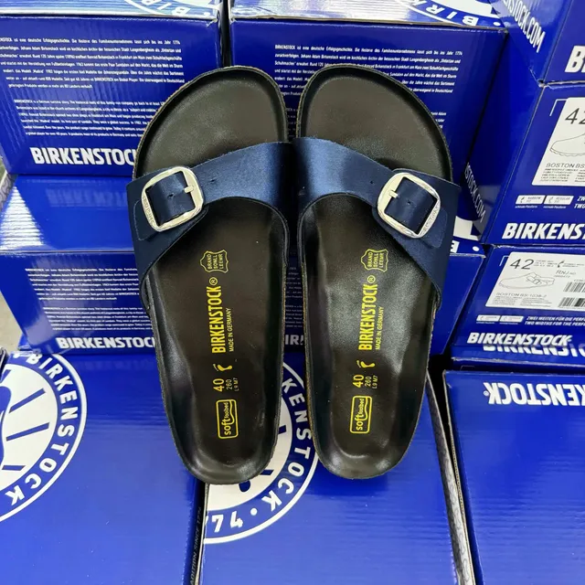 小单扣高丝蓝镀金贴黑皮