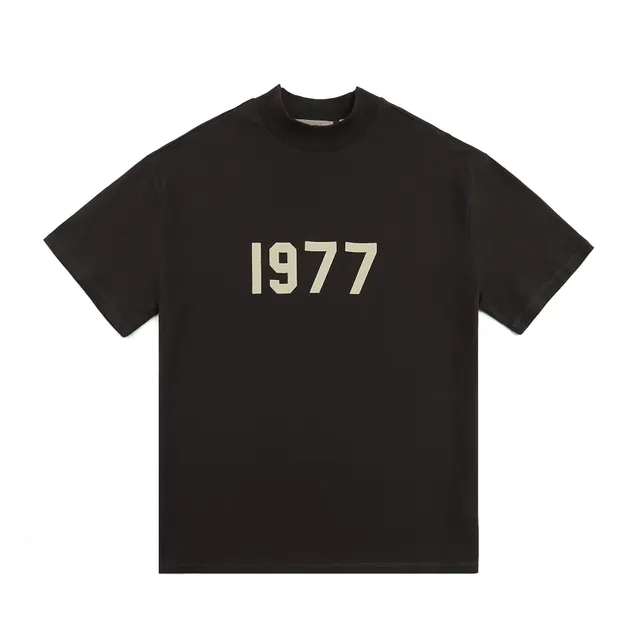 1977铁黑色
