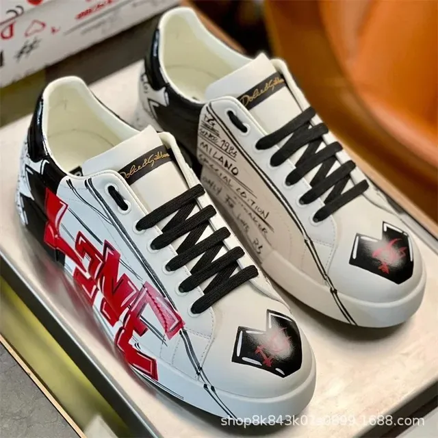 Dolce & Gabbana Sneaker Love Print