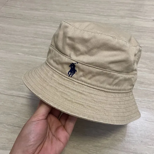 卡其色2