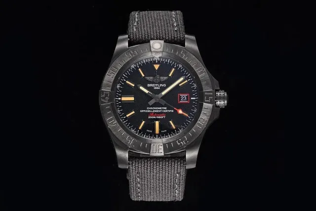 Breitling Avenger Chronometre Certifie