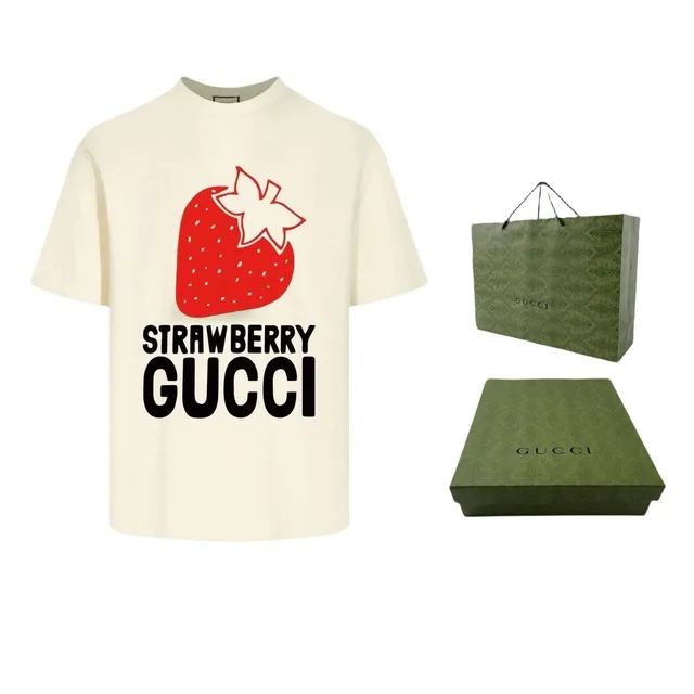 Gucci t shirts Strawberry Print