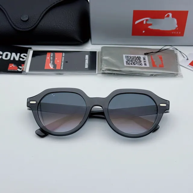 Ray-Ban Clubmaster Black Acetate