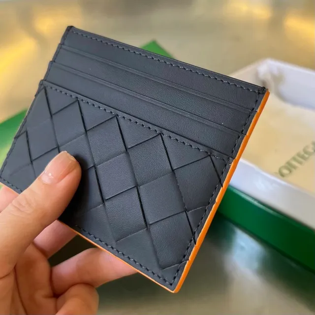 Bottega Veneta Cassette Cardholder Intrecciato