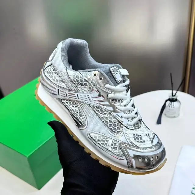 Bottega Veneta sneakers