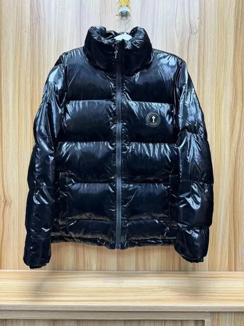14黑色