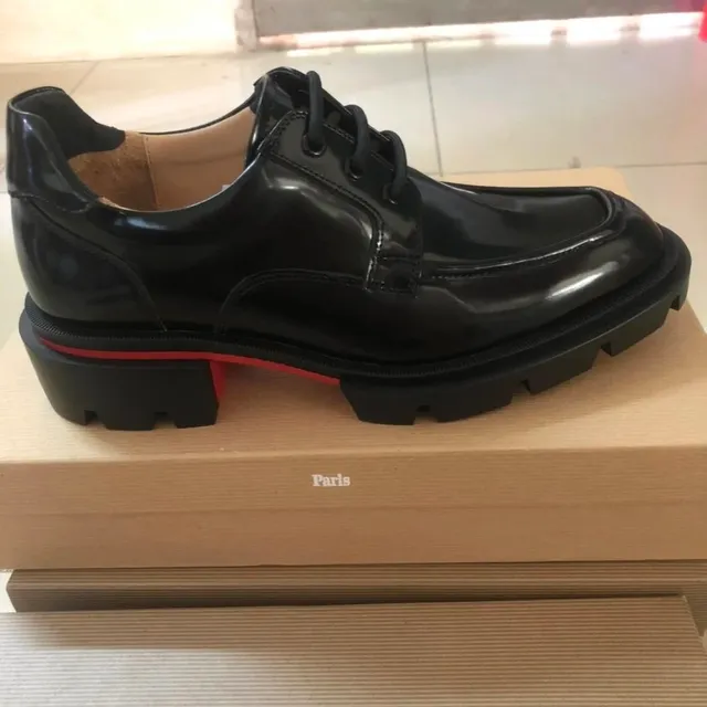 Christian Louboutin Derby Shoe Patent Leather with Red Sole