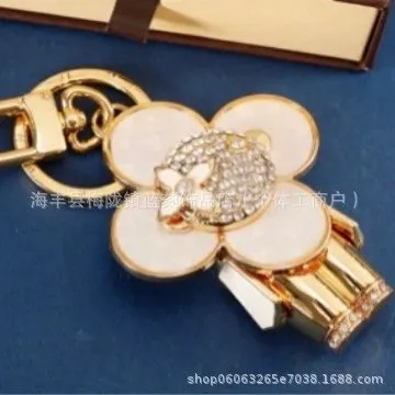 粉白色字母太阳花