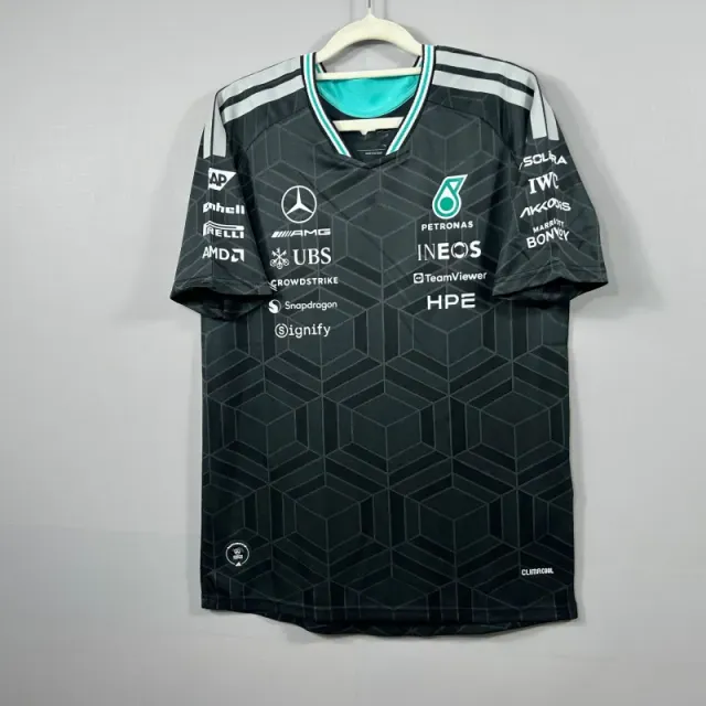 2026F1梅赛德斯奔驰赛车服