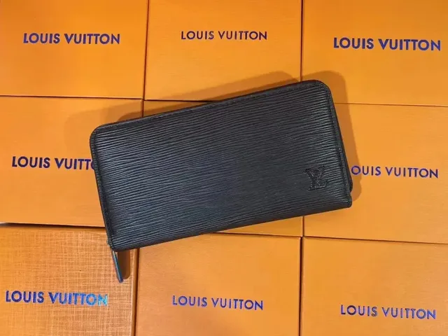 Louis Vuitton Zip Around Wallet Epi Leather