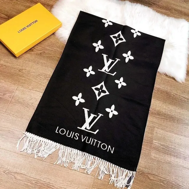 Louis Vuitton Monogram Scarf LV Flower Print