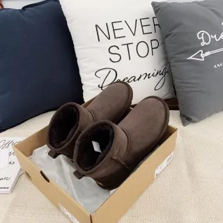 UGG Classic Mini Shearling Lined
