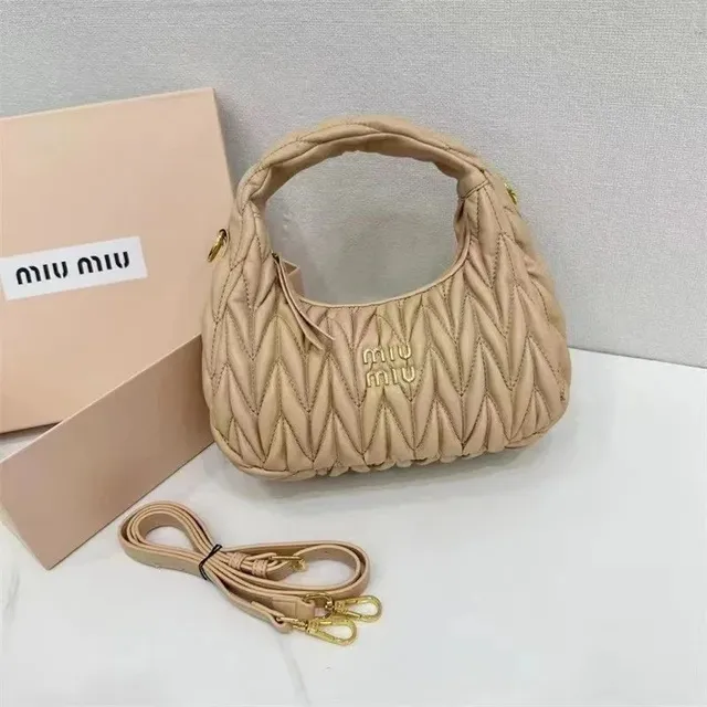 Miu Miu Matelassé Shoulder Bag Quilted Leather
