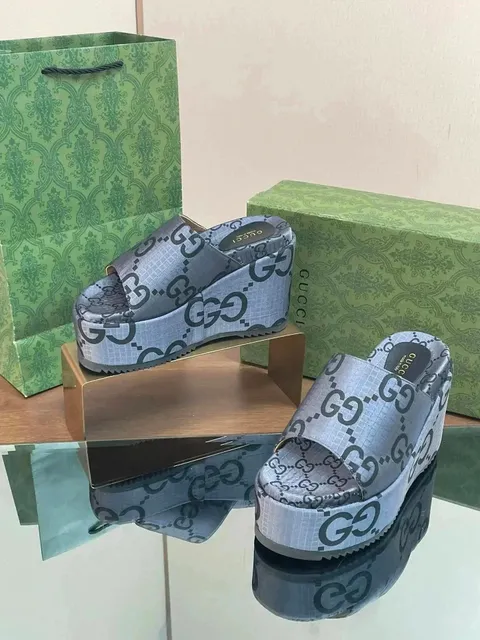 Gucci GG Marmont Platform Slide Monogram Canvas